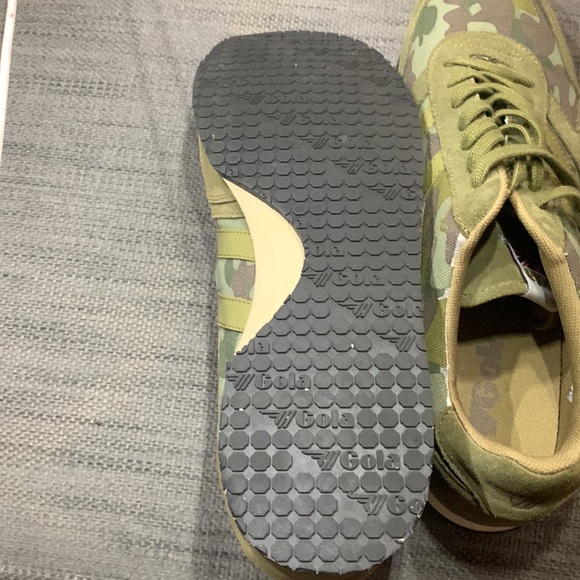 This is British popular sneakers size 13 in Camouflage design - Picture 3 of 6